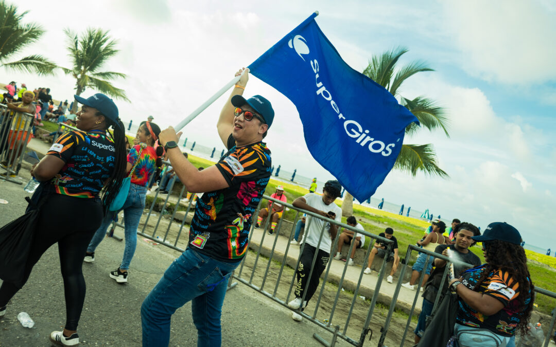 SuperGiros brilló en el Desfile de Independencia 2025